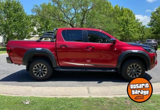 Camionetas - Toyota Hilux 2023 Diesel 1000Km - En Venta