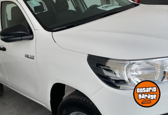 Camionetas - Toyota TOYOTA HILUX L/21 2.4 DC 2024 Diesel 0Km - En Venta