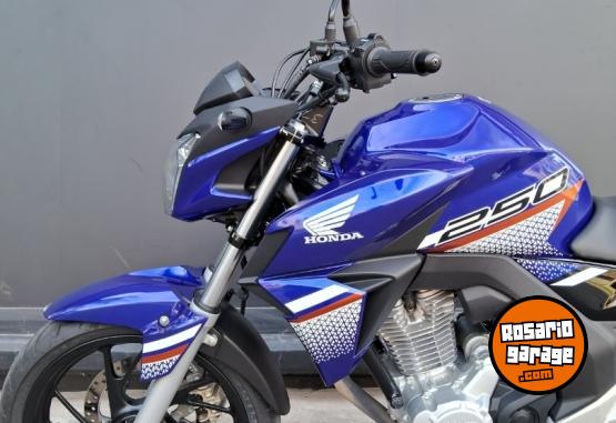 Motos - Honda Cb 250 twister 2022 Nafta 2100Km - En Venta