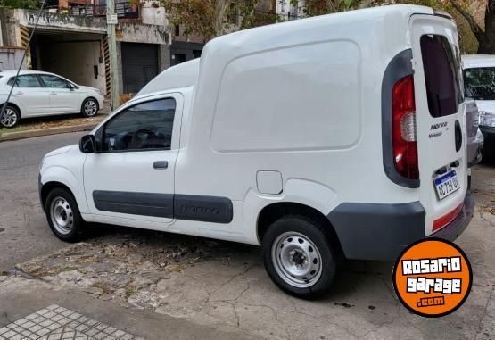 Utilitarios - Fiat Fiorino 2018 Nafta 98000Km - En Venta