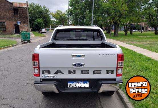 Camionetas - Ford RANGER LIMITED AT 4X4 2020 Diesel 42000Km - En Venta