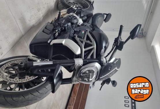 Motos - Ducati Xdiavel 2017 Nafta 7000Km - En Venta