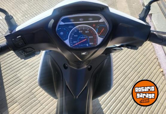 Motos - Honda Wave 2021 Nafta 3000Km - En Venta