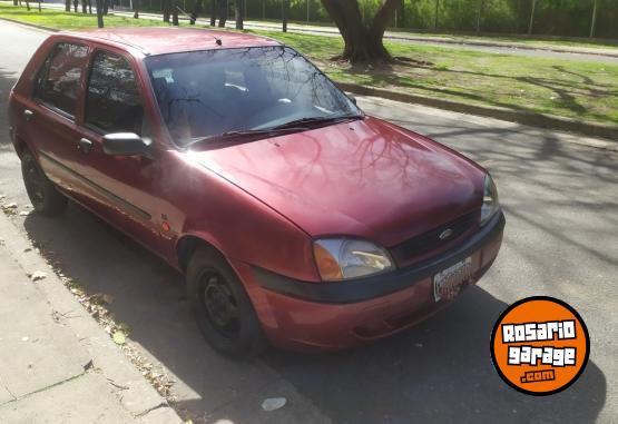 Autos - Ford Fiesta 2001 Diesel 232000Km - En Venta