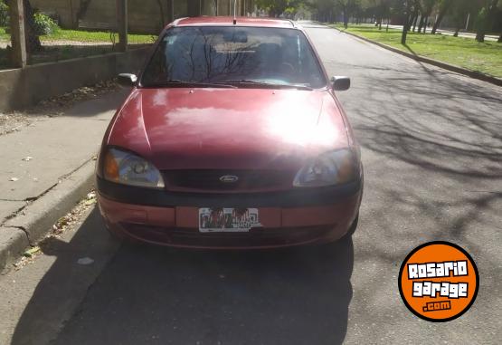 Autos - Ford Fiesta 2001 Diesel 232000Km - En Venta