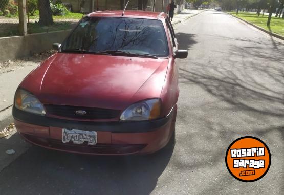 Autos - Ford Fiesta 2001 Diesel 232000Km - En Venta