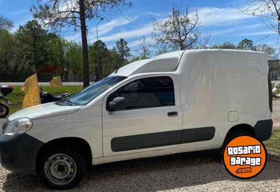 Utilitarios - Fiat FIORINO 2015 GNC 111111Km - En Venta