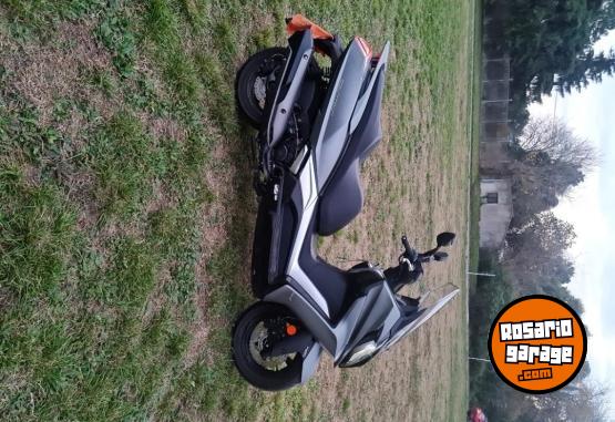 Motos - Kymco Downtown 350i 2020 Nafta 5000Km - En Venta