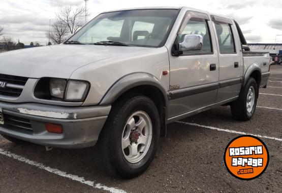 Camionetas - Isuzu Kenzu LS 4x4 2000 Diesel 111111Km - En Venta