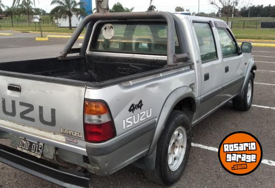 Camionetas - Isuzu Kenzu LS 4x4 2000 Diesel 111111Km - En Venta