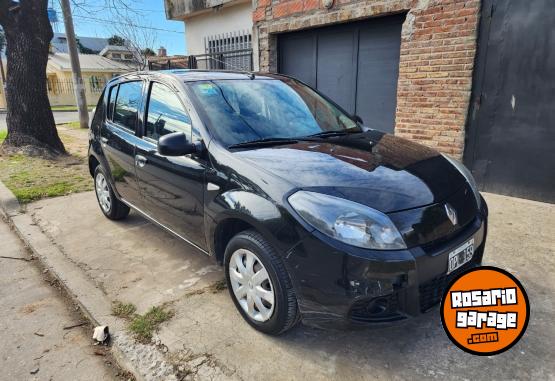 Autos - Renault Sandero 2015 Nafta 150000Km - En Venta