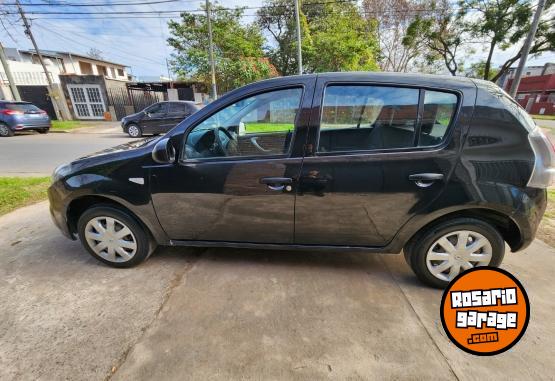 Autos - Renault Sandero 2015 Nafta 150000Km - En Venta