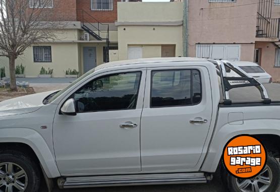 Camionetas - Volkswagen AMAROK 2015 Diesel 102367Km - En Venta