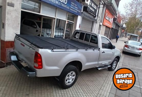 Camionetas - Toyota Hilux C/s cabina simple 2007 Diesel 290000Km - En Venta