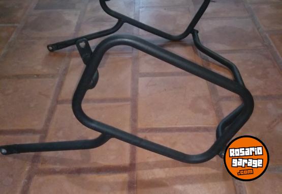 Accesorios para Motos - Vendo alforjas y soportes para Royal Enfield Himalayan 410 - En Venta