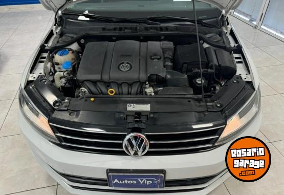 Autos - Volkswagen VENTO 2.5 - LUXURY 2015 Nafta 116000Km - En Venta
