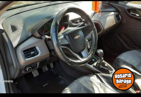 Autos - Chevrolet Prisma LTZ 2014 Nafta 200Km - En Venta