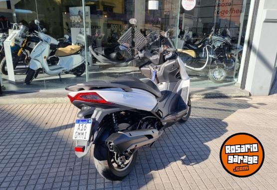 Motos - Kymco X TOWN 2022 Nafta 5916Km - En Venta