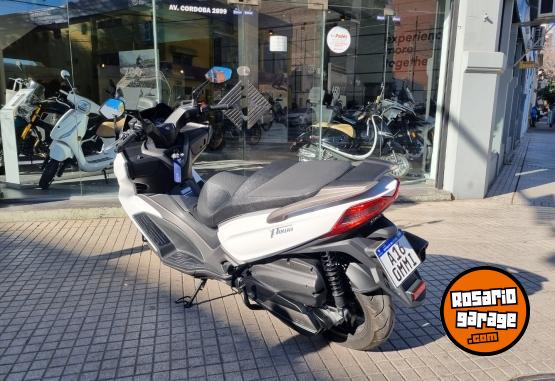 Motos - Kymco X TOWN 2022 Nafta 5916Km - En Venta