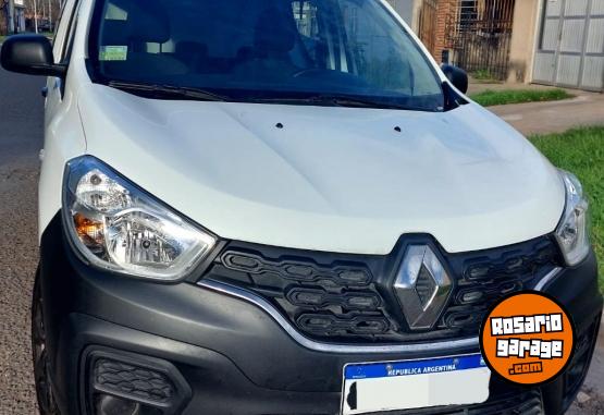 Utilitarios - Renault Kangoo 2019 Nafta 90000Km - En Venta