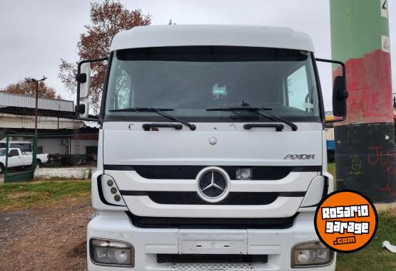 Camiones y Gras - VENDO MERCEDES-BENZ  AXOR 1933 AO 2014 - En Venta