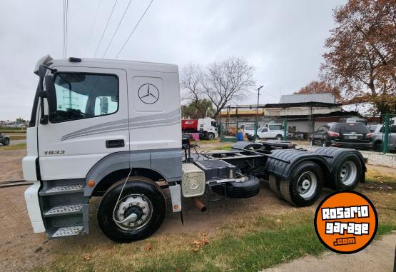 Camiones y Gras - VENDO MERCEDES-BENZ  AXOR 1933 AO 2014 - En Venta