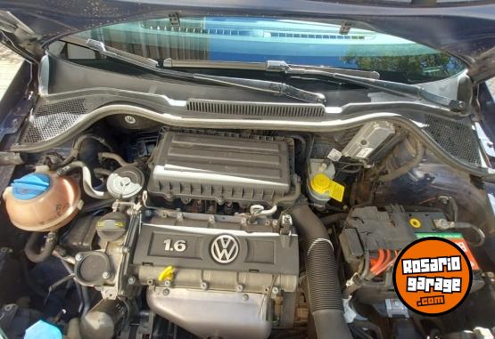 Autos - Volkswagen Permuto financio polo 2016 Nafta 82000Km - En Venta