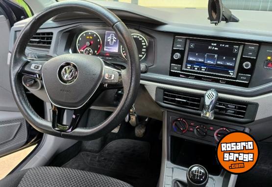 Autos - Volkswagen Virtus 2018 Nafta 96500Km - En Venta
