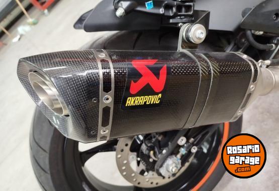 Accesorios para Motos - Escape AKRAPOVIC - En Venta