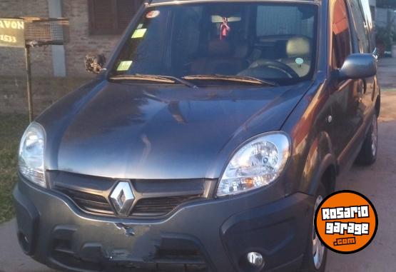Utilitarios - Renault kangoo 2014 GNC 180000Km - En Venta