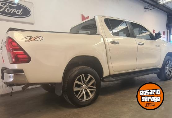 Camionetas - Toyota Hilux 2016 Diesel 180000Km - En Venta