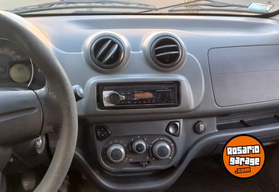 Utilitarios - Fiat Fiorino 2017 Nafta 104000Km - En Venta