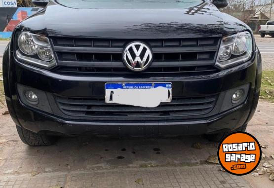 Camionetas - Volkswagen AMAROK BLACK EDITION 4X4 2017 Diesel 145000Km - En Venta