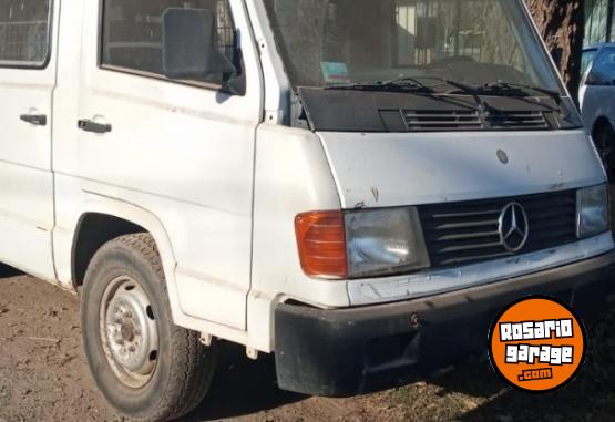 Utilitarios - Mercedes Benz Mb 180 1994 Diesel 45000Km - En Venta