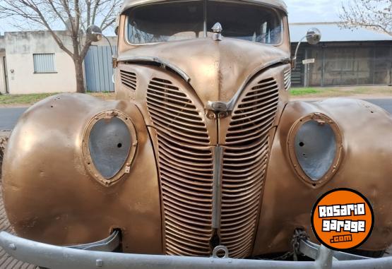 Clsicos - FORD DELUXE 1938 - En Venta