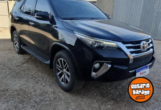 Camionetas - Toyota SW4 SRX 7 ASIENTOS 2016 Diesel 189000Km - En Venta