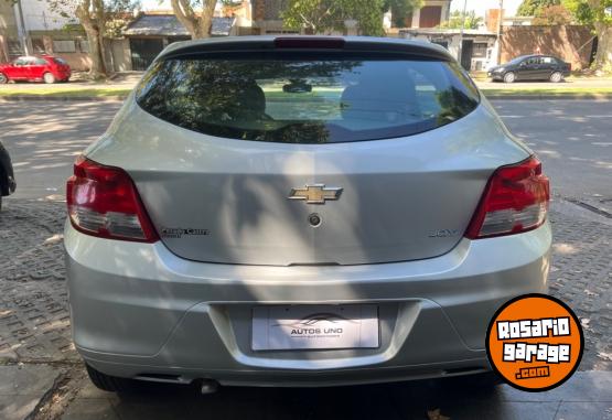 Autos - Chevrolet Onix Joy 2017 Nafta 98000Km - En Venta