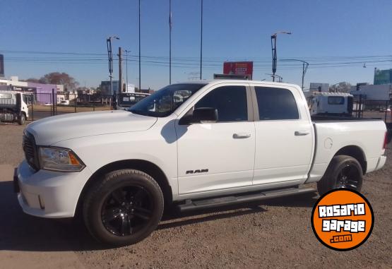 Camionetas - RAM Nigth Edition 2023 Nafta 26000Km - En Venta