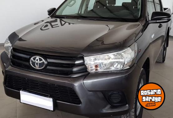 Camionetas - Toyota Hilux 4x2 2019 Diesel 127500Km - En Venta