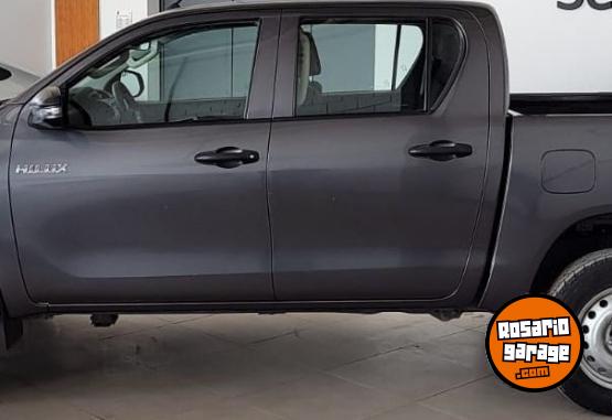 Camionetas - Toyota Hilux 4x2 2019 Diesel 127500Km - En Venta