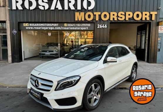 Autos - Mercedes Benz GLA 250 2017 Nafta 61100Km - En Venta