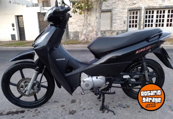 Motos - Honda Biz 125 2017 Nafta 14000Km - En Venta