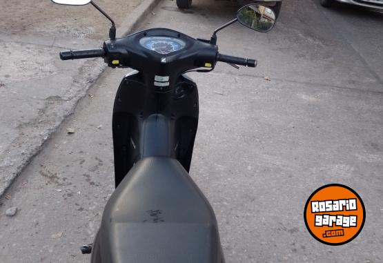 Motos - Honda Biz 125 2017 Nafta 14000Km - En Venta