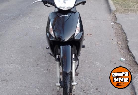 Motos - Honda Biz 125 2017 Nafta 14000Km - En Venta