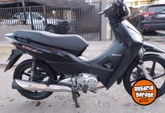 Motos - Honda Biz 125 2017 Nafta 14000Km - En Venta