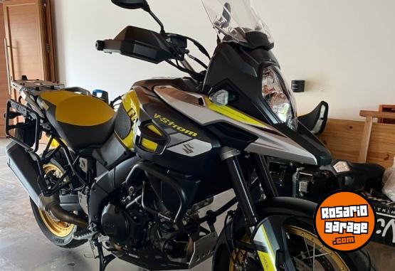 Motos - Suzuki Vstron 1000 2018 Nafta 12500Km - En Venta