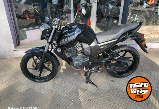 Motos - Yamaha 130 2017 Nafta 30000Km - En Venta