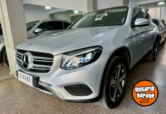 Camionetas - Mercedes Benz GLC300 Urban 4Matic 2017 Nafta 56000Km - En Venta