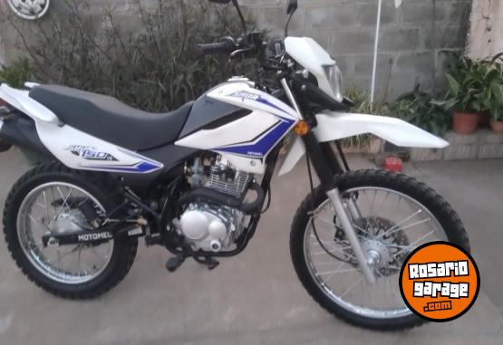 Motos - Motomel 150 2024 Nafta 2600Km - En Venta