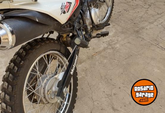 Motos - Motomel Skua 2022 Nafta 3200Km - En Venta